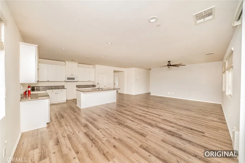 gallery-image 3
