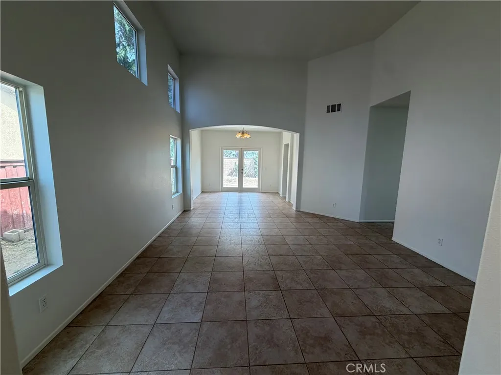 5180 Ravenstone Drive, Hemet, California 92545 — photo 5