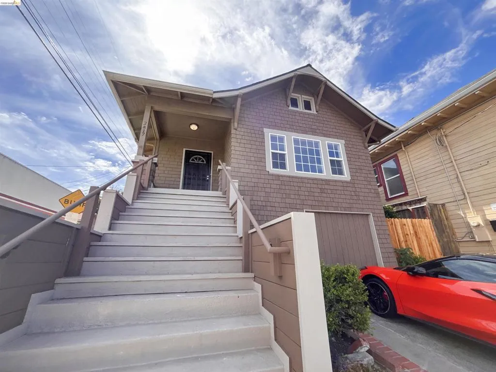 2417 Sonoma Blvd