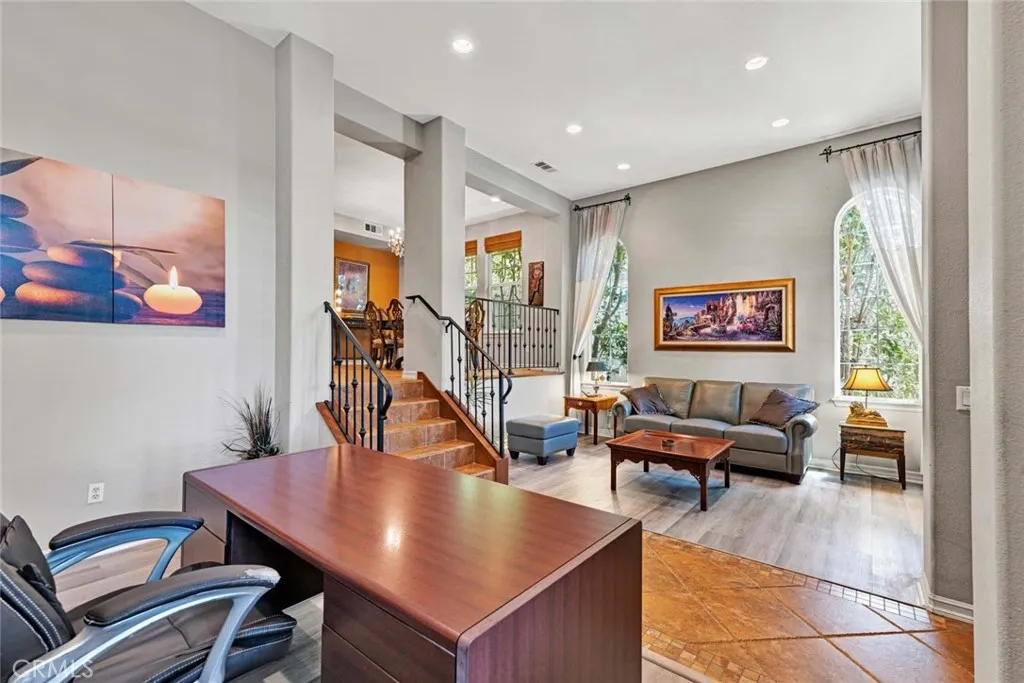 1407 Williamsburg St Street, Tustin, California 92782 — photo 4