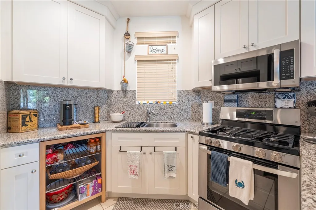 5071 Dorado Drive 109, Huntington Beach, California 92649 — photo 5