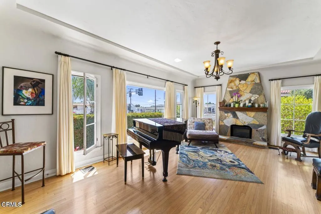 1497 E Main Street, Ventura, California 93001 — photo 4