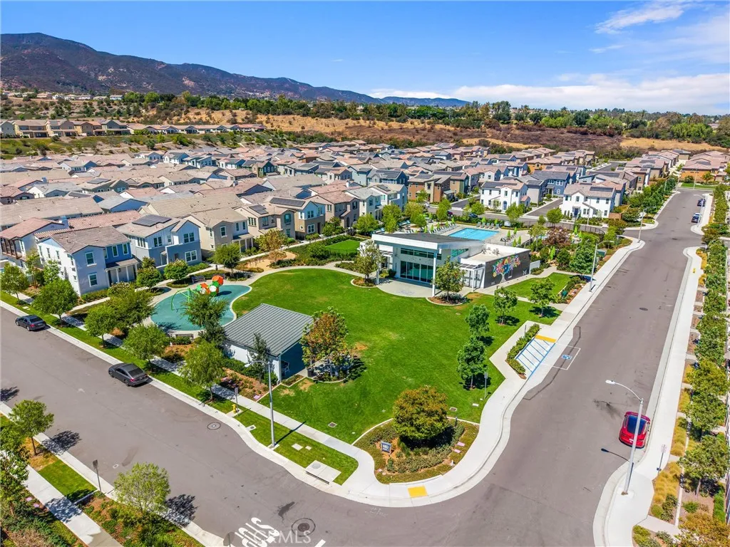 Scenic community setting with expansive green space and recreational amenities