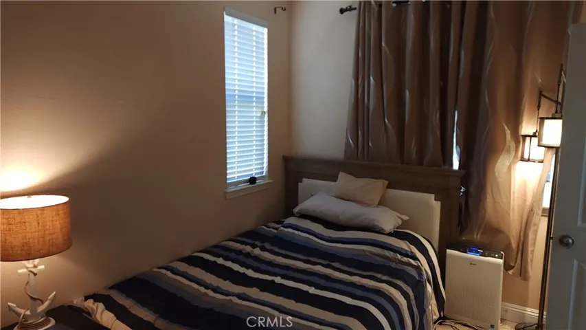 19820 Ellis Henry Court, Newhall, California 91321 — photo 5