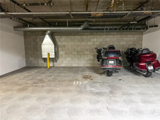 Parking 2 - garage like