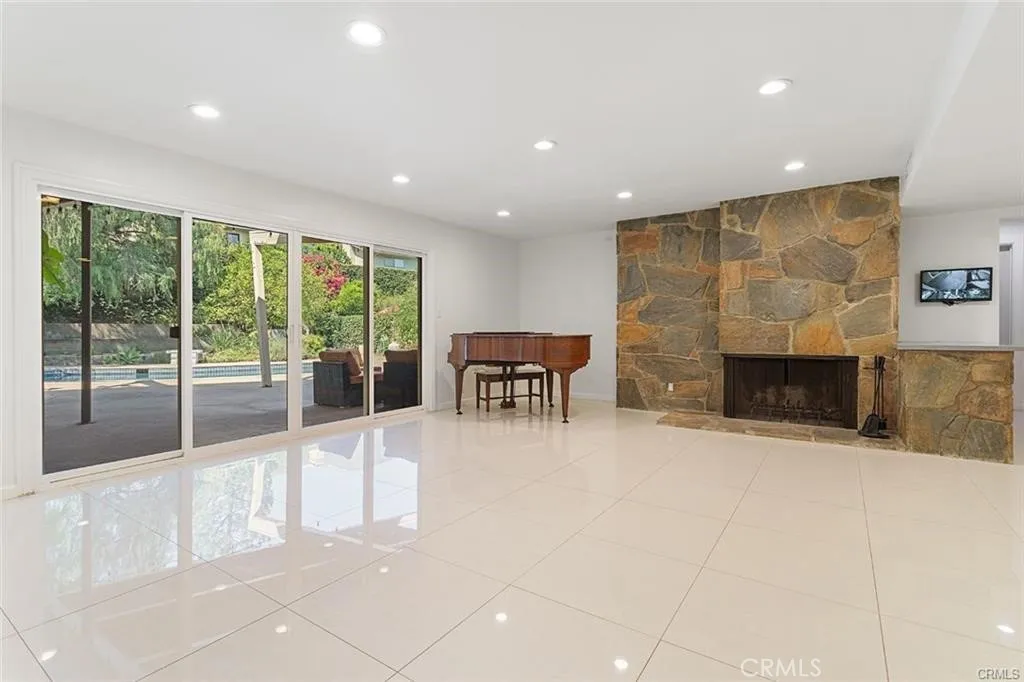 3715 Don Benito Court, Pasadena, California 91107 — photo 5