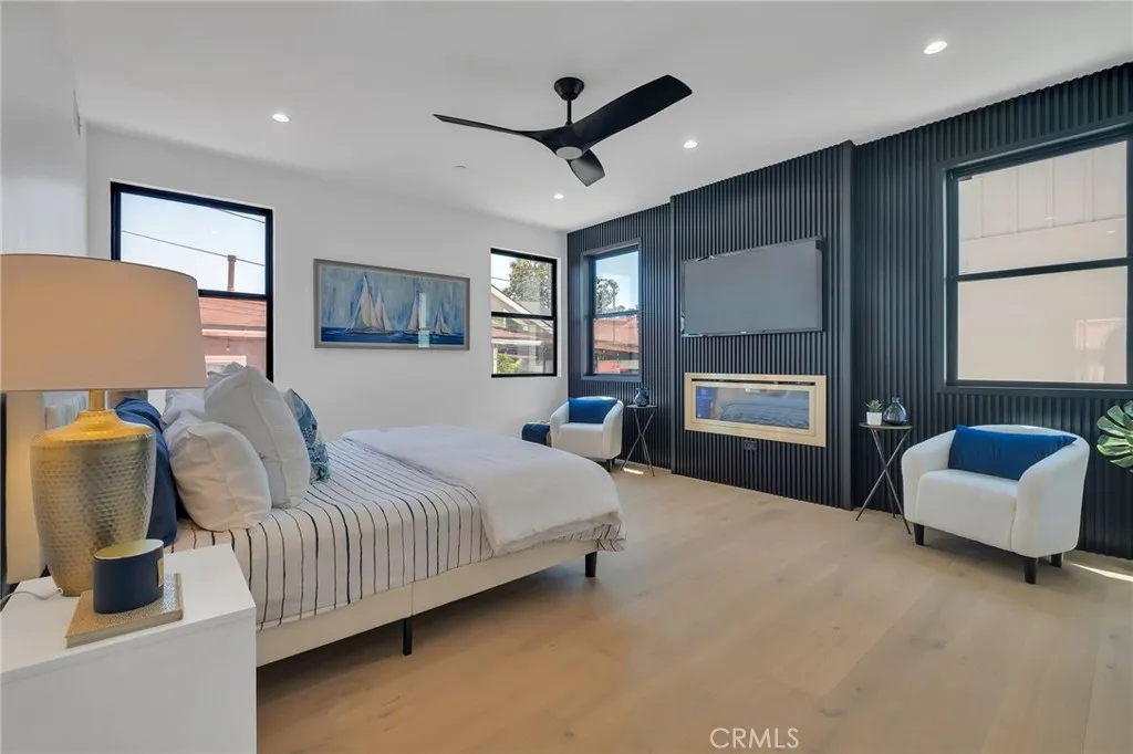 520 N Lucia B, Redondo Beach, California 90277 — photo 5