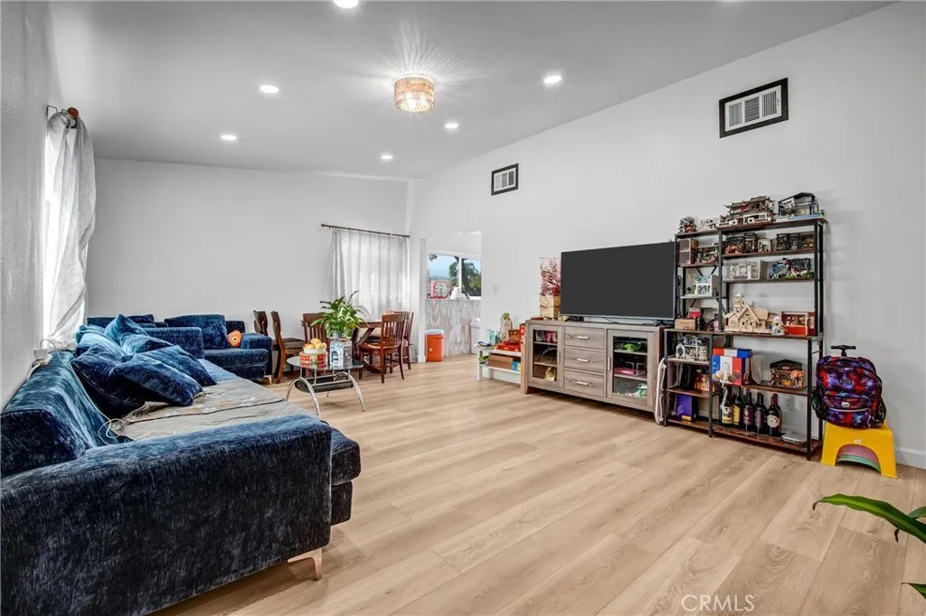 gallery-image 5