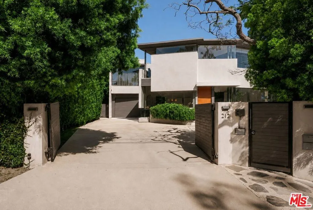 212 S Saltair Avenue, Los Angeles, California 90049 — photo 5