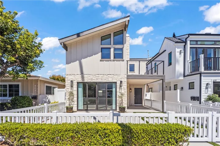 429 Goldenrod - Front unit