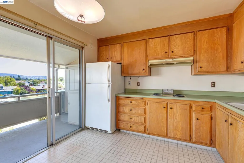 339 Broadway 307, Alameda, California 94501 — photo 4