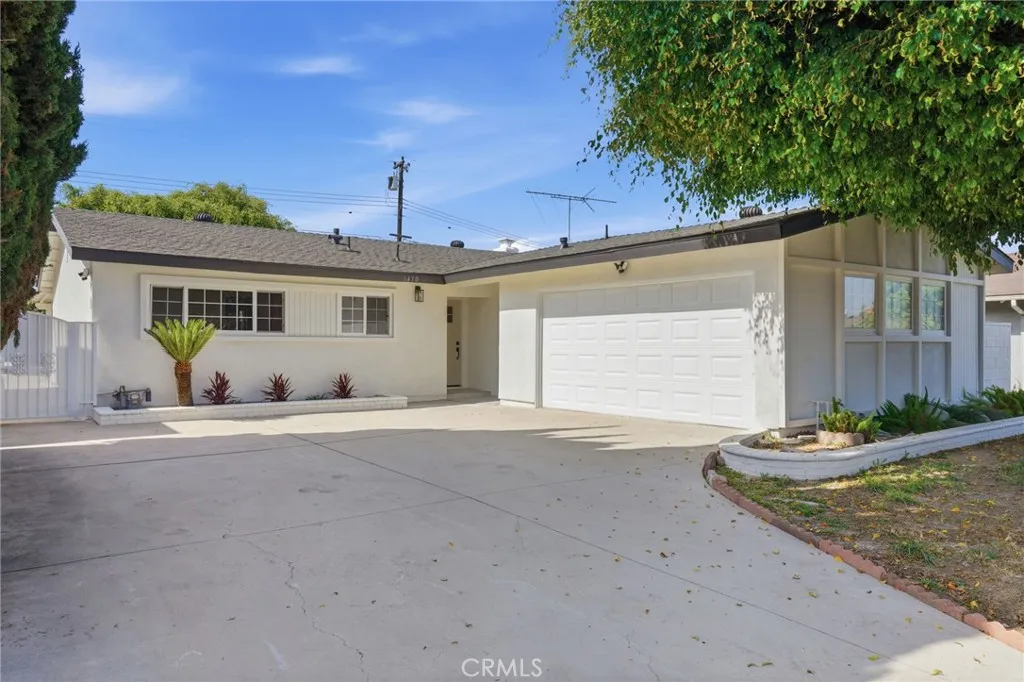 1430 Hillandale
