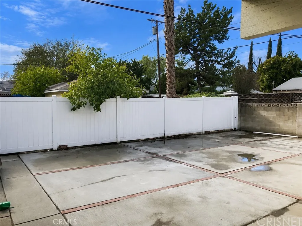 5743 5745 Kester Avenue, Sherman Oaks, California 91411 — photo 4