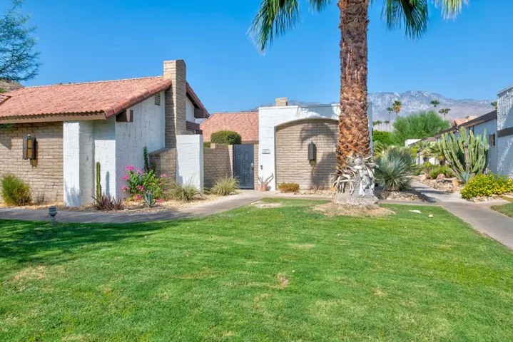 01_2367_W_Miramonte_Cir_Unit_C1_mls