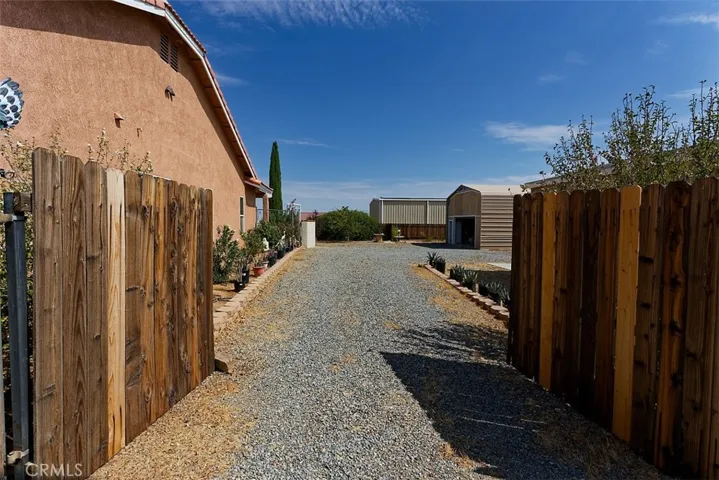RV access with multiple connection points