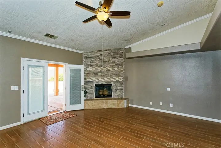 Second living room