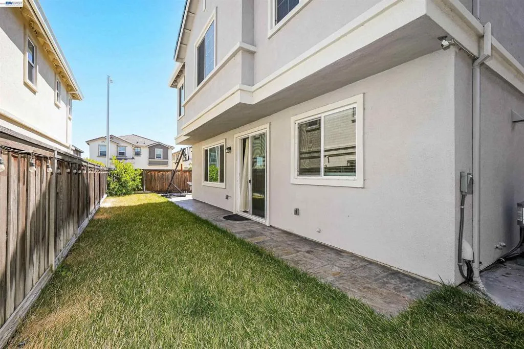 3001 Aragon Dr, Pittsburg, California 94565 — photo 4
