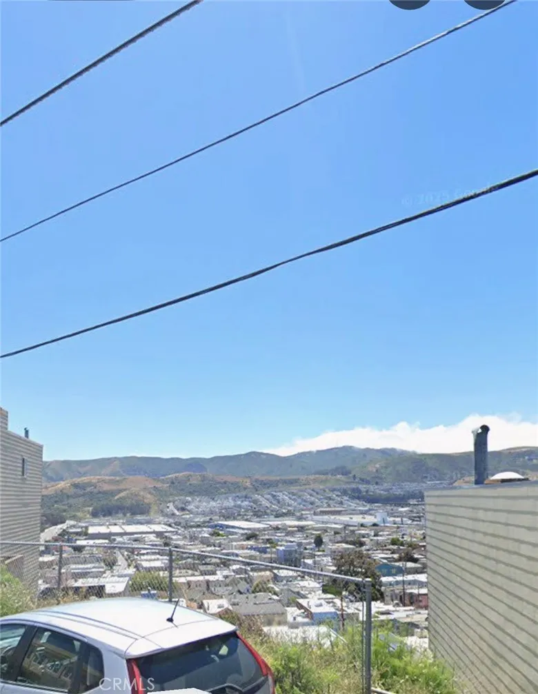 1520 Holyoke, San Francisco, California 94134 — photo 4