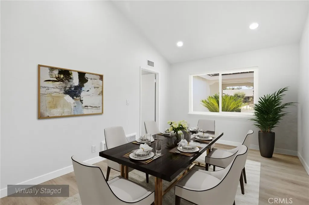 Virtually staged formal dining room