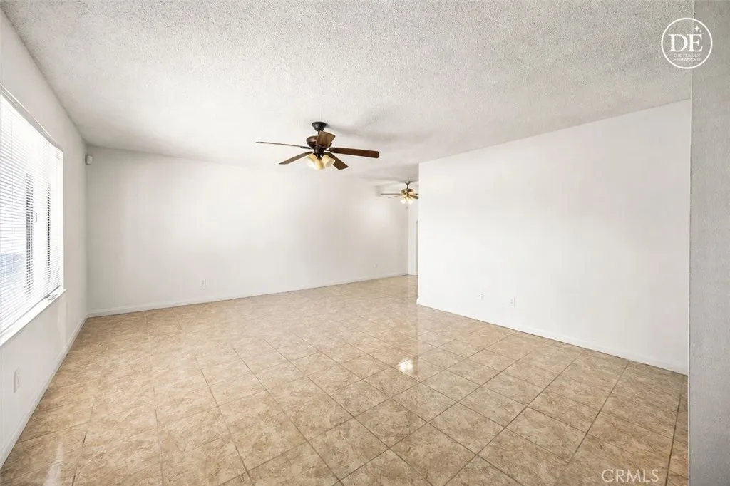 830 Costo, Hemet, California 92543 — photo 5