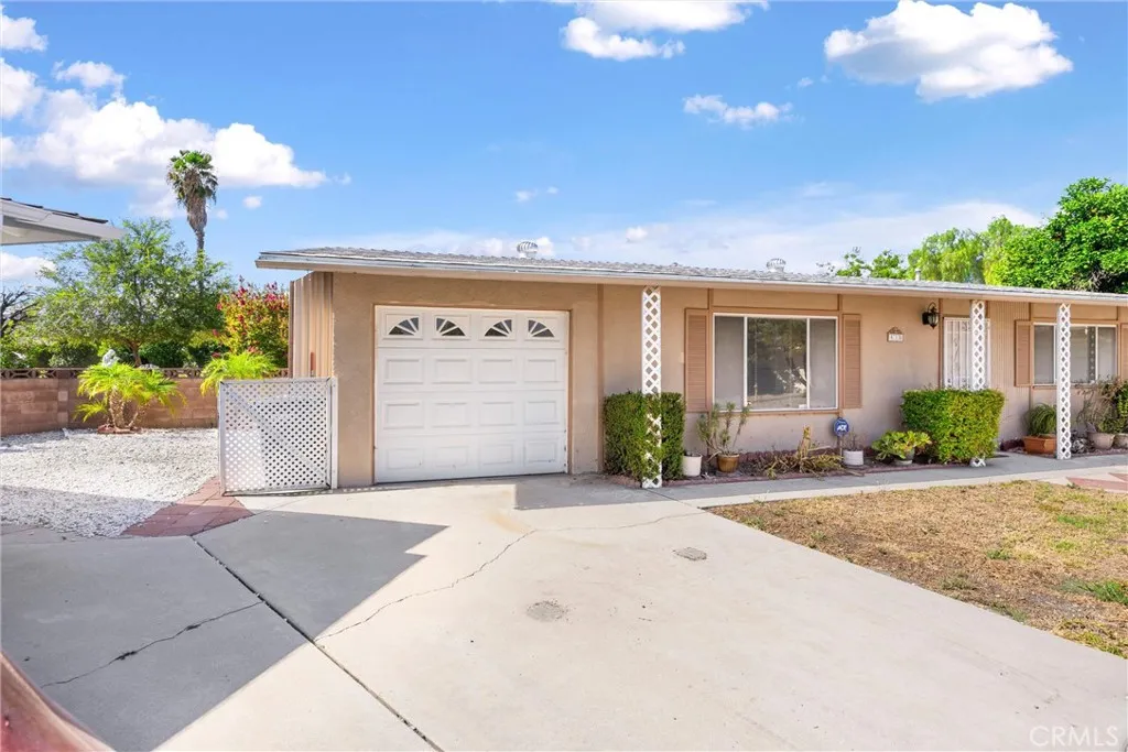 830 Costo, Hemet, California 92543 — photo 4