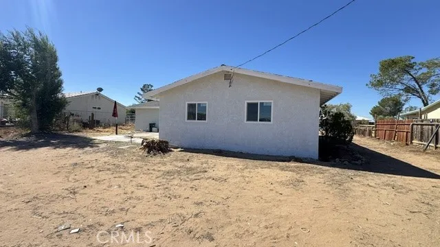21932 Standing Rock, Apple Valley, California 92307 — photo 5
