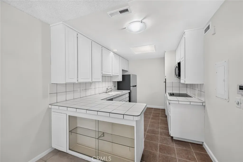 777 E Valley 59, Alhambra, California 91801 — photo 4
