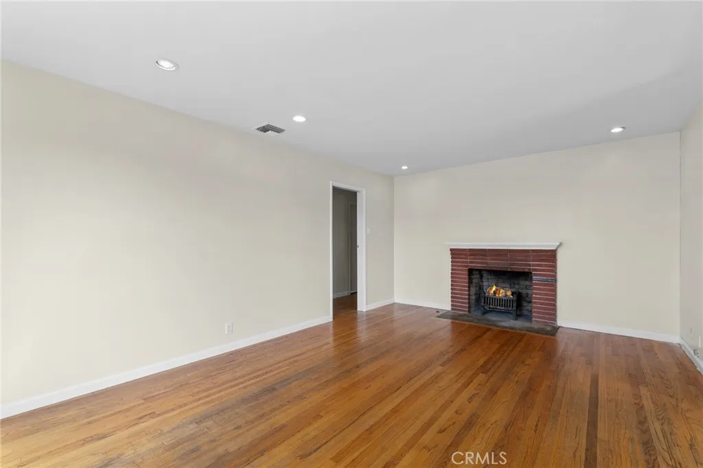 8925 Youngdale, San Gabriel, California 91775 — photo 4