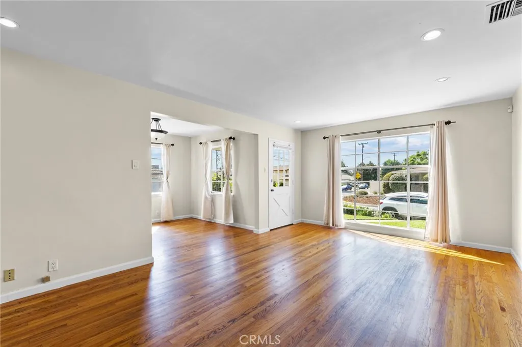 8925 Youngdale, San Gabriel, California 91775 — photo 5