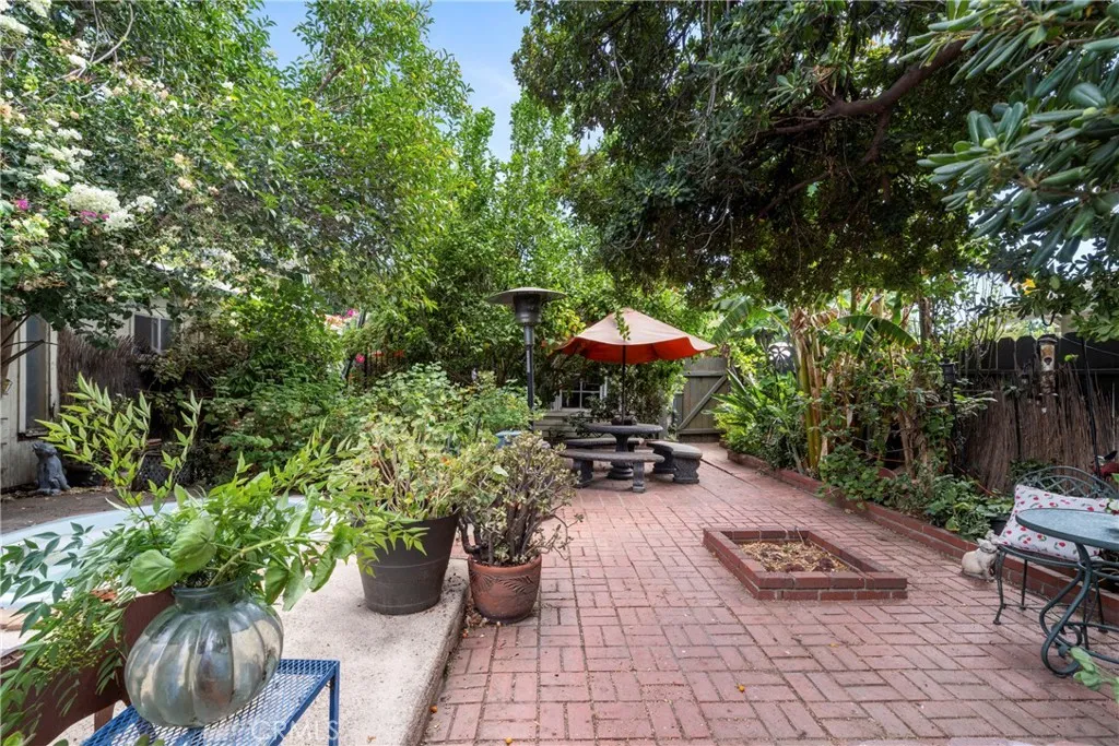 15119 Valleyheart, Sherman Oaks, California 91403 — photo 5