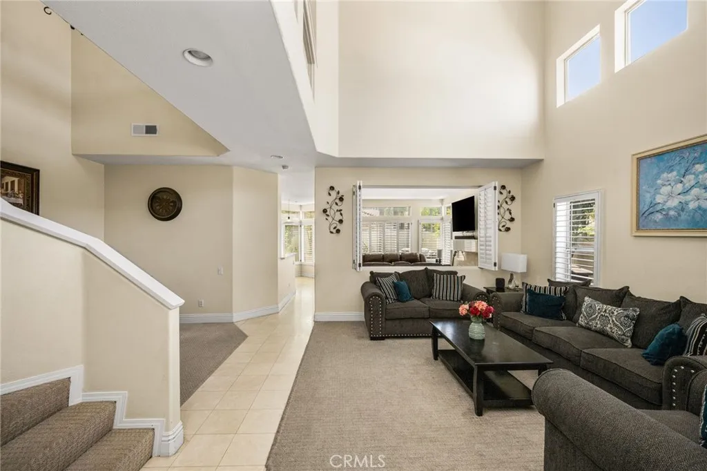935 S Flintridge, Anaheim, California 92808 — photo 5