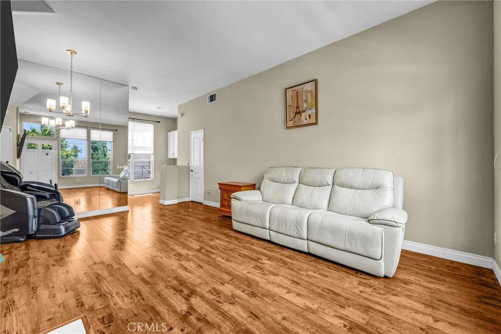 1010 S Volterra, Anaheim, California 92808 — photo 4