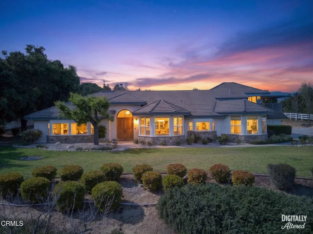 1-web-or-mls-Upmarketmedia_10995Alt-013#