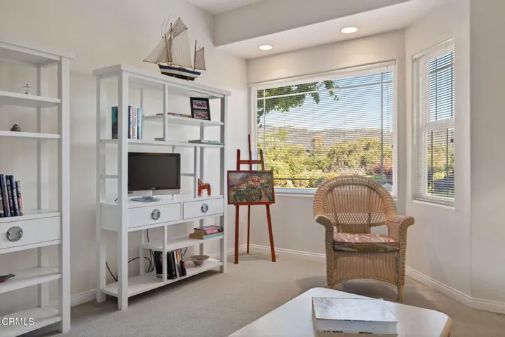 54-web-or-mls-Upmarketmedia_10995Alt-172