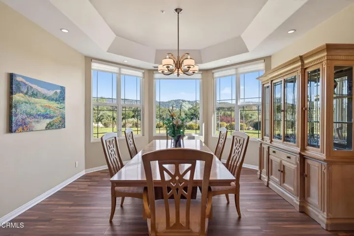 24-web-or-mls-Upmarketmedia_10995Alt-071