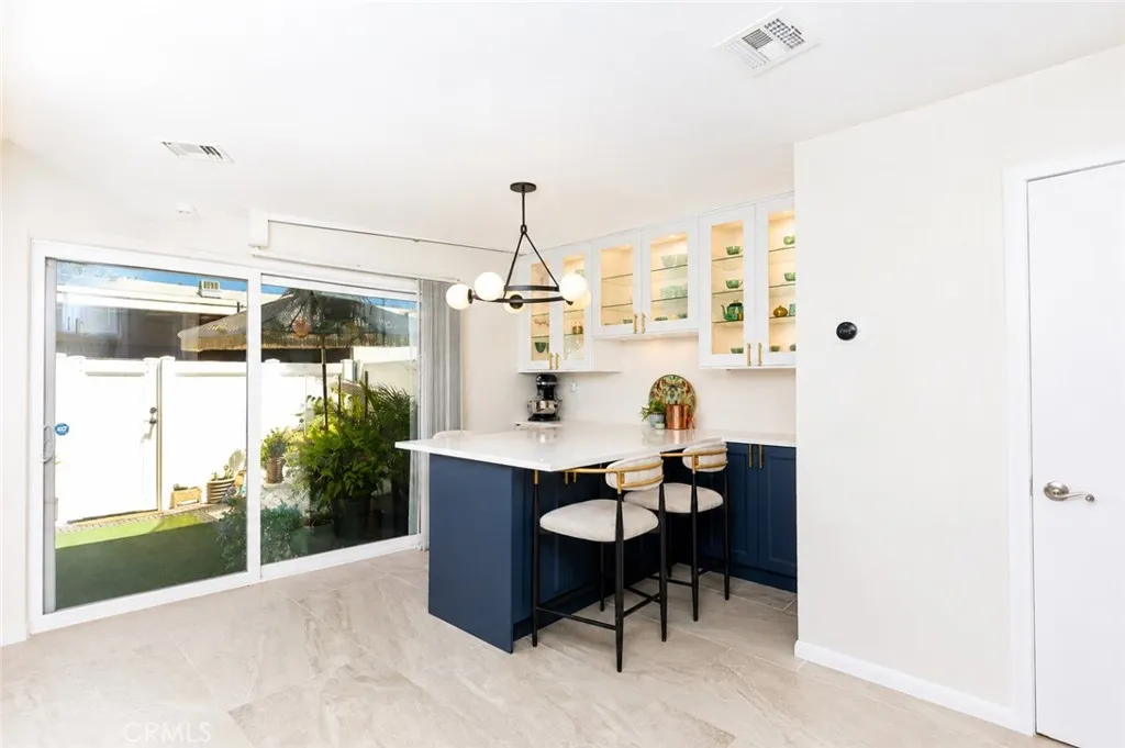 659 E Lee, Azusa, California 91702 — photo 4