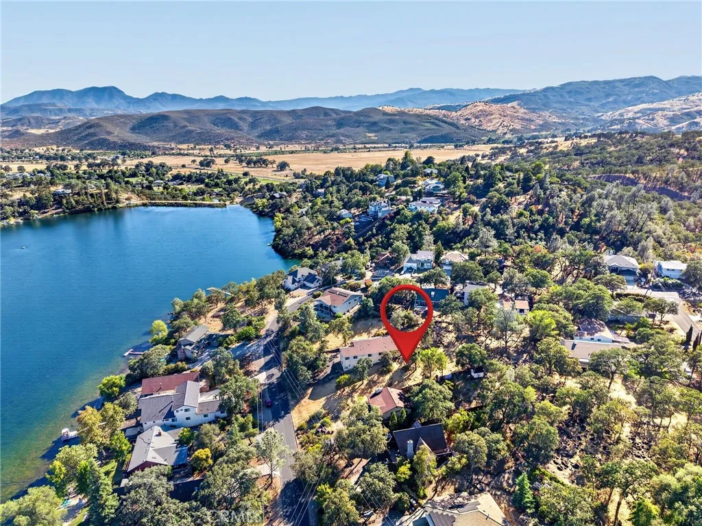 18420 North Shore Drive, Hidden Valley Lake, California 95467 — photo 5