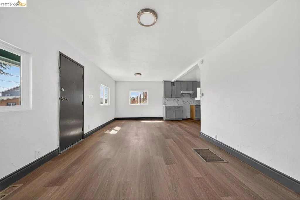 5533 Edgerly St, Oakland, California 94621 — photo 5