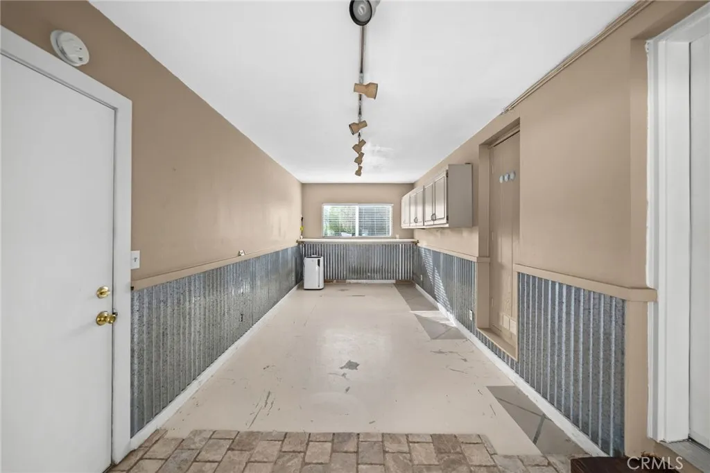 Mud room