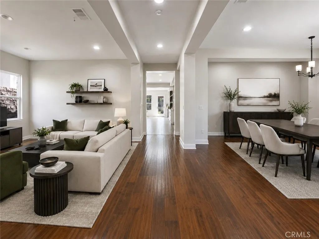 12826 Via Donatello, Porter Ranch, California 91326 — photo 5