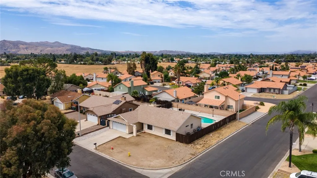 25067 Hazelwood Circle, Hemet, California 92544 — photo 4