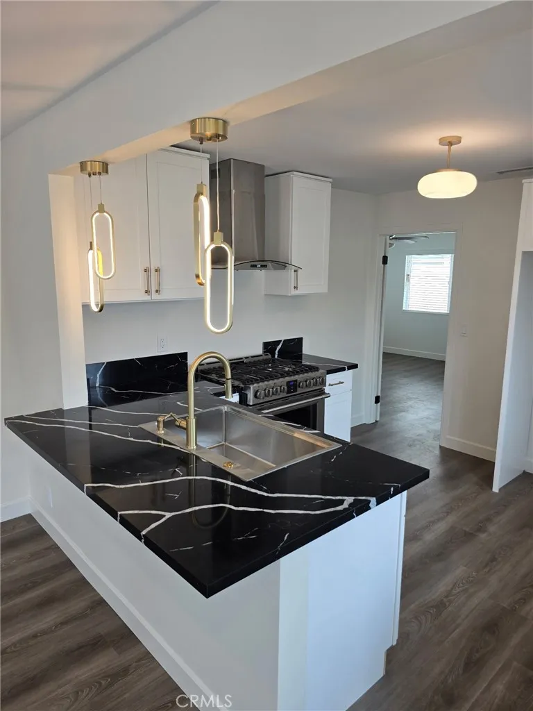 15417 15419 Tuba Street, Los Angeles, California 91345 — photo 5