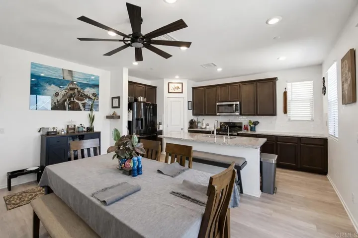 1525 Wildgrove Ave, Vista, California 92081 — photo 4