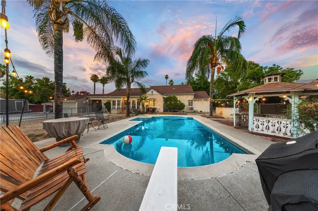 161 N Cornell, Hemet, California 92544 — photo 4