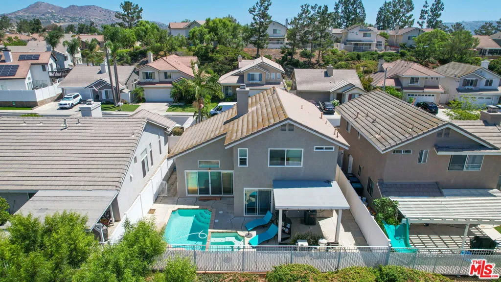 514 Brookhaven Drive, Corona, California 92879 — photo 4