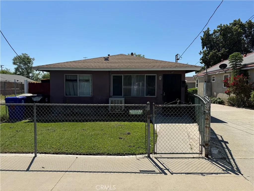 1147 Spruce