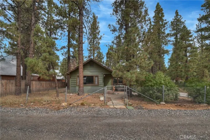 2063 Lake Drive, Big Bear Lake, California 92315 — photo 4