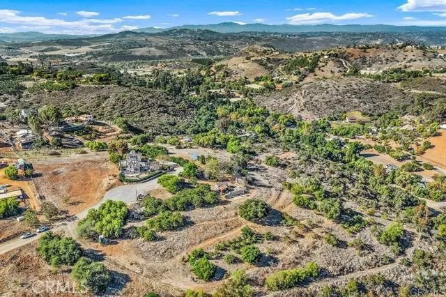 1589 Aldorado, Vista, California 92084 — photo 4