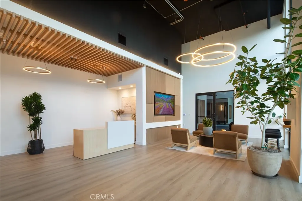 gallery-image 3