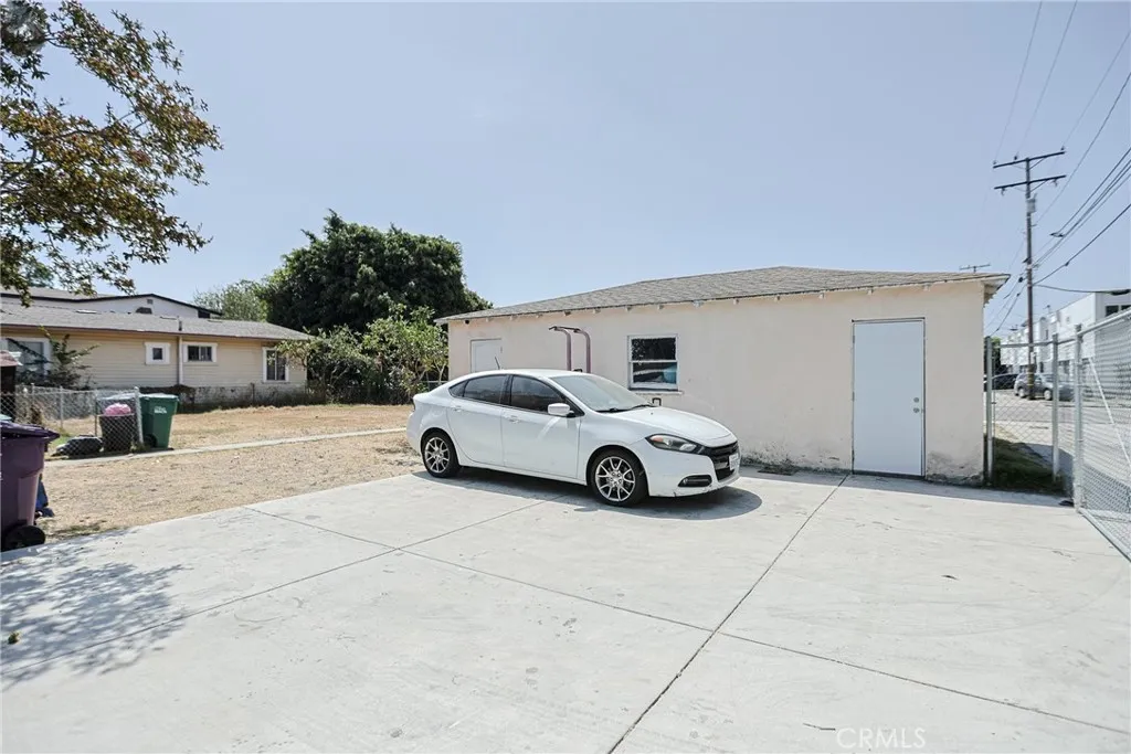 1331 W 19th, Long Beach, California 90810 — photo 4